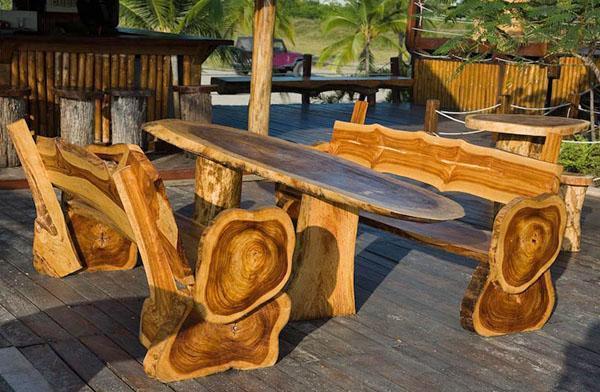 Natuurlijke houten meubels