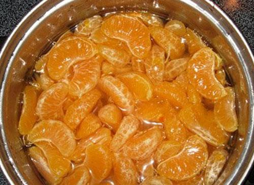 skuhati kriške mandarine