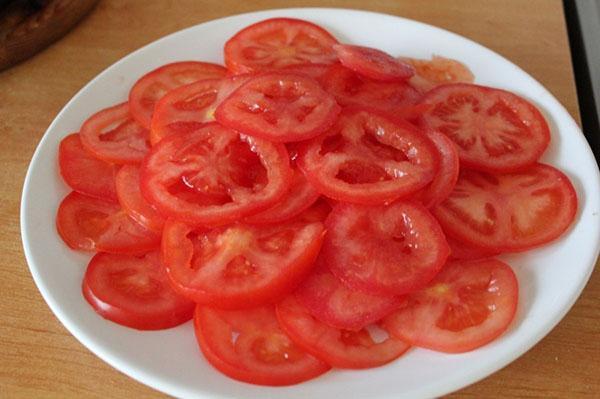 nasjeckajte rajčice