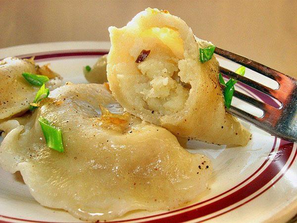 dumplings met aardappelen en spek