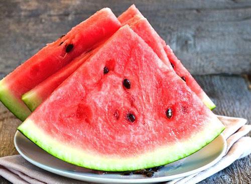 Met een hoog gehalte aan nitraten is watermeloenvergiftiging mogelijk.