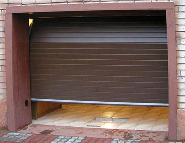 sekcijska garažna vrata