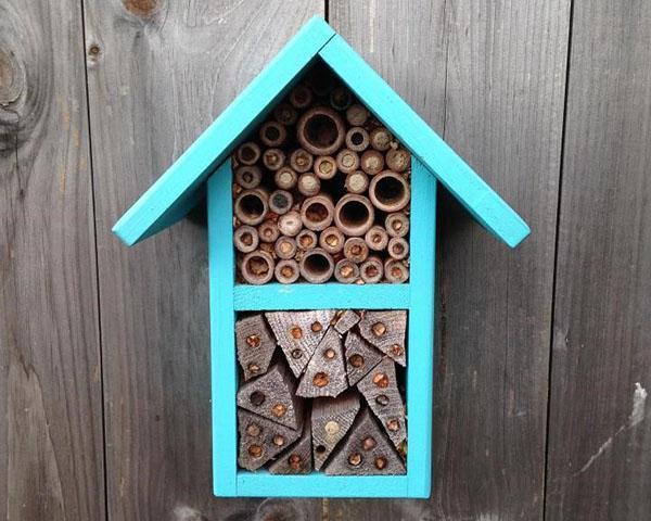 kućica za samce pčele