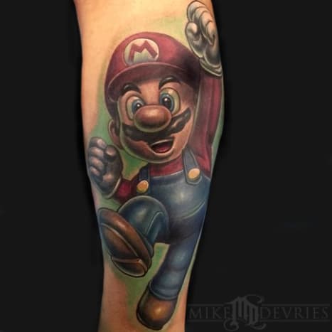 Én vagyok, Mario! Mike DeVries tetoválása