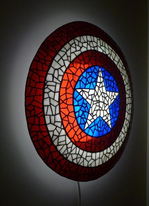 Superhero Novelty Captain America Shield Lamp