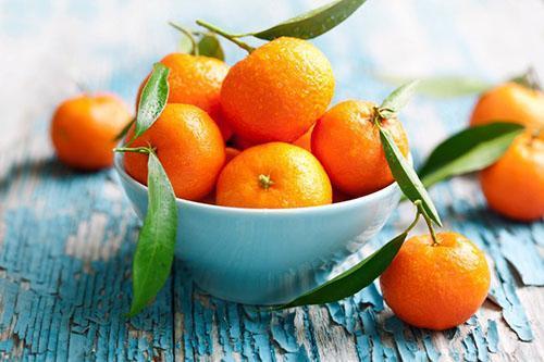 Een paar druppels mandarijnolie kunnen de nervositeit helpen verlichten.