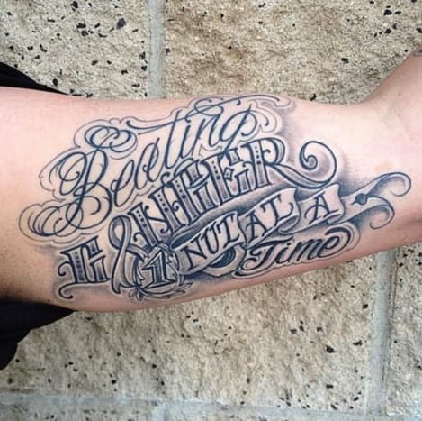 Elsker humoren som er involvert i denne tatoveringen inspirert av en kamp mot testikkelkreft. Tattoo av Zombie Joe