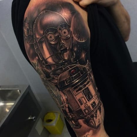 C3PO és R2D2 tetoválások