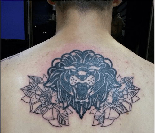 Rise of the Lion fan tatovering