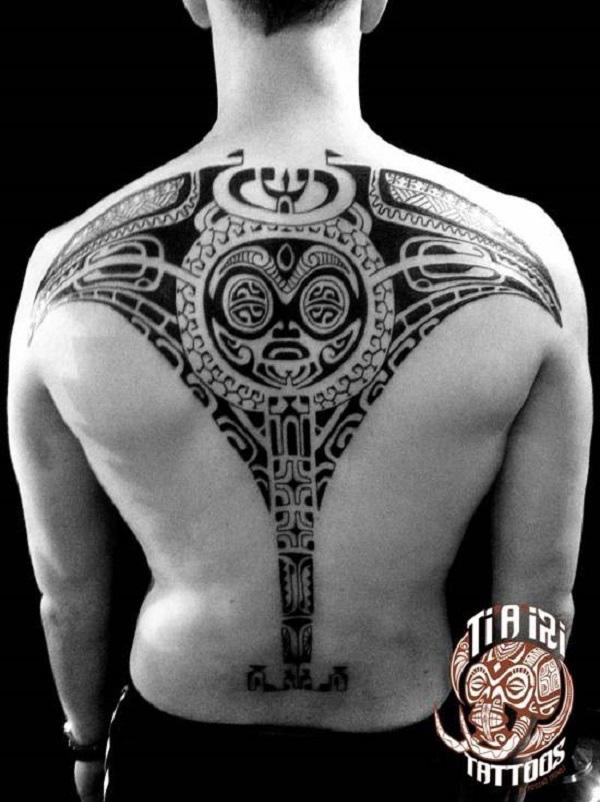 Polynesisk Ray tilbake tatovering