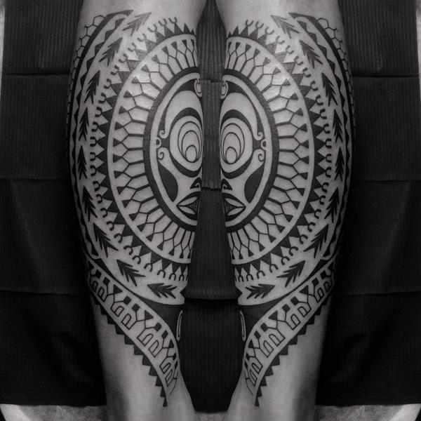 Polinéz csatlakozó borjú tetoválás tervezés