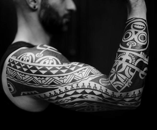 Hawaii törzsi ujjú tetoválás tervezés
