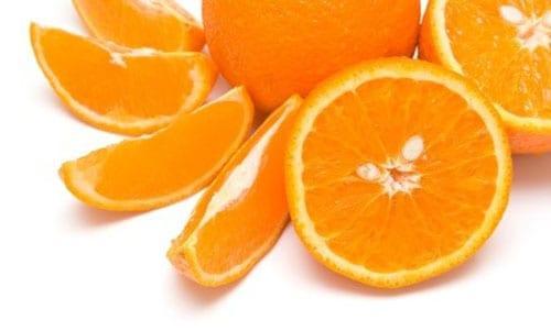 nasjeckajte naranču za kompot