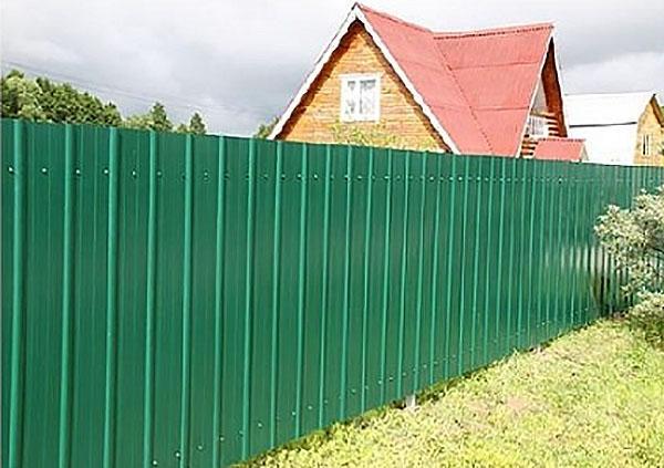 čvrsta ograda od profiliranog lima