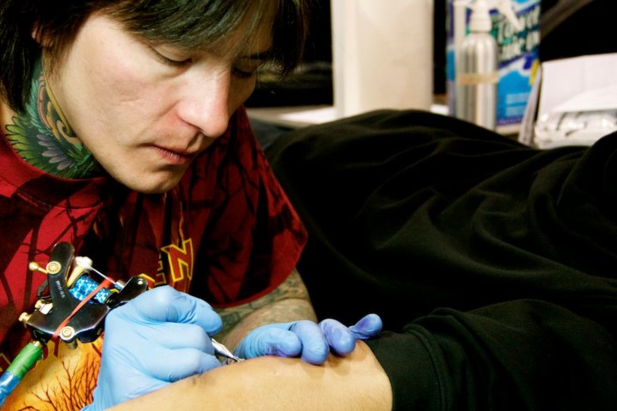 Chris Wenzel, Elektromos földalatti tetoválások, Save My Ink Forever, tetoválások megőrzése, cheryl wenzel, felesége eltávolítja a férje bőrét, hogy megőrizze a test tintáját